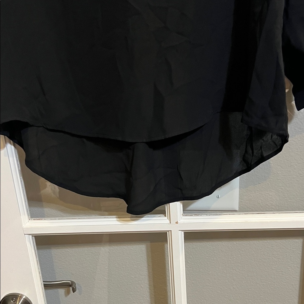 Simply Vera Vera Wang Elegant Black Blouse - Picture 2 of 9